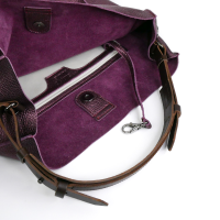 Tasche Tote aus genarbtem metalic Leder